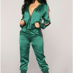 Nwt fashion nova satin set